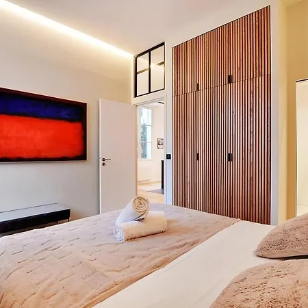 Saint Andre Des Arts Heart Of Design Apartment